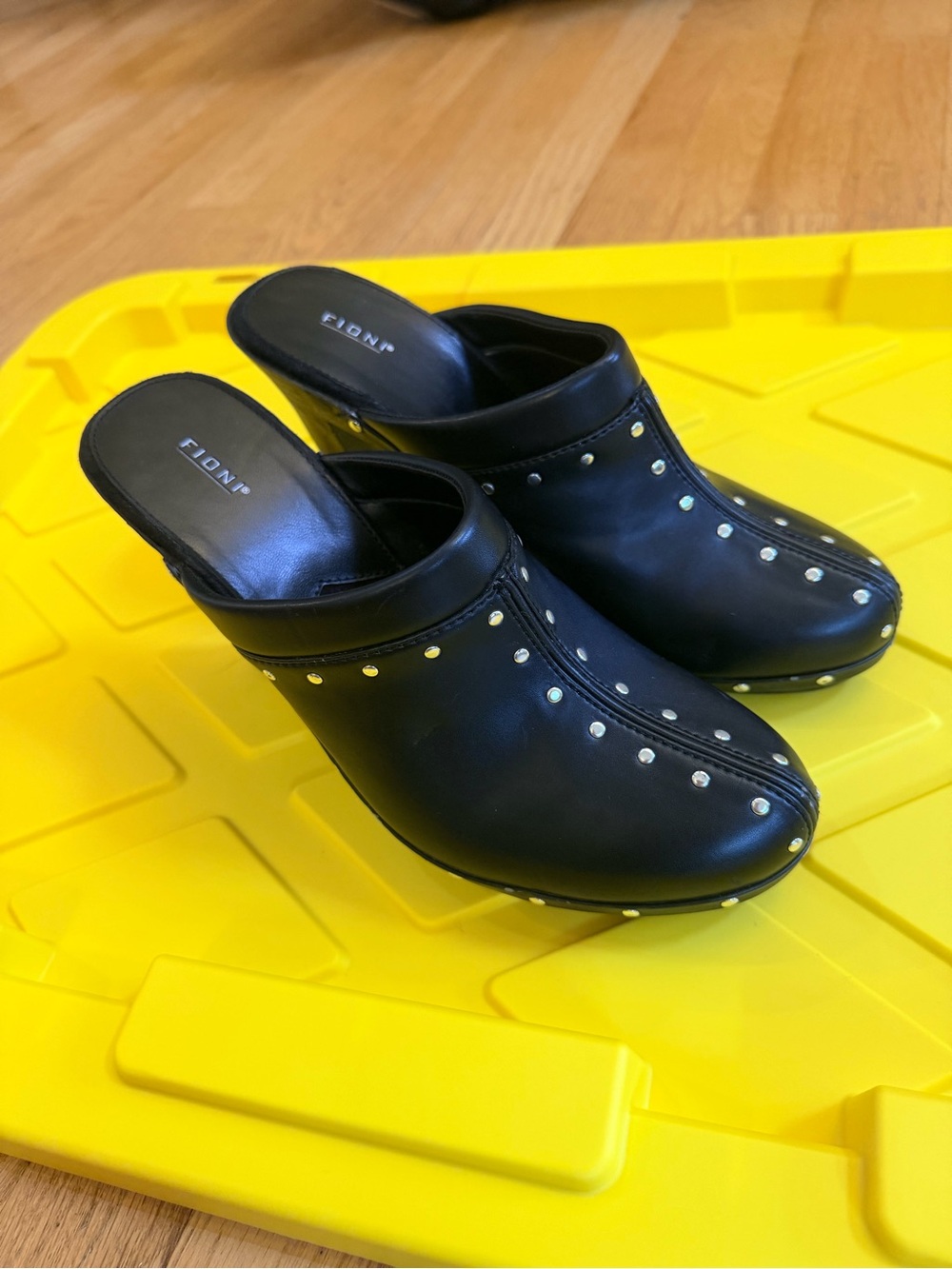 Ladies Size 11 "FIONI" SHOES Black Studded Slip-On Leather Like Mules GUC